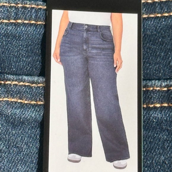 Well Worn Wide Leg High Rise Jeans NWT Size 12/32 - Picture 3 of 4